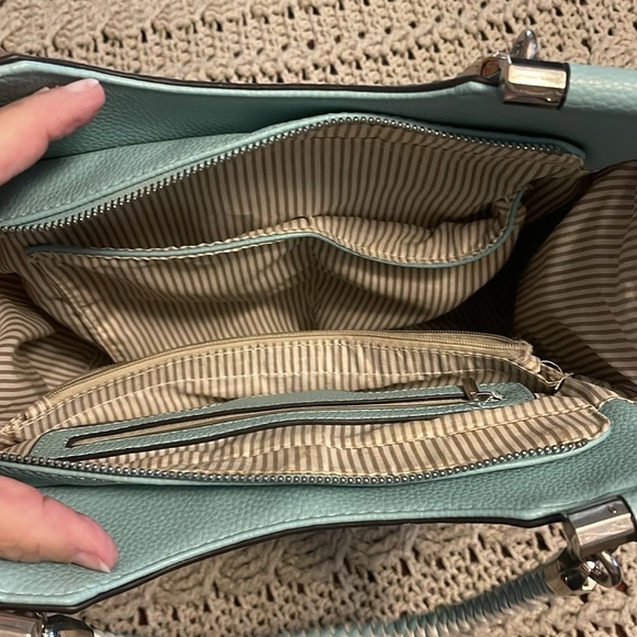 Carolyn Tucker collections seafoam blue with braided handles zipper‎ bag tote. - Picture 10 of 14